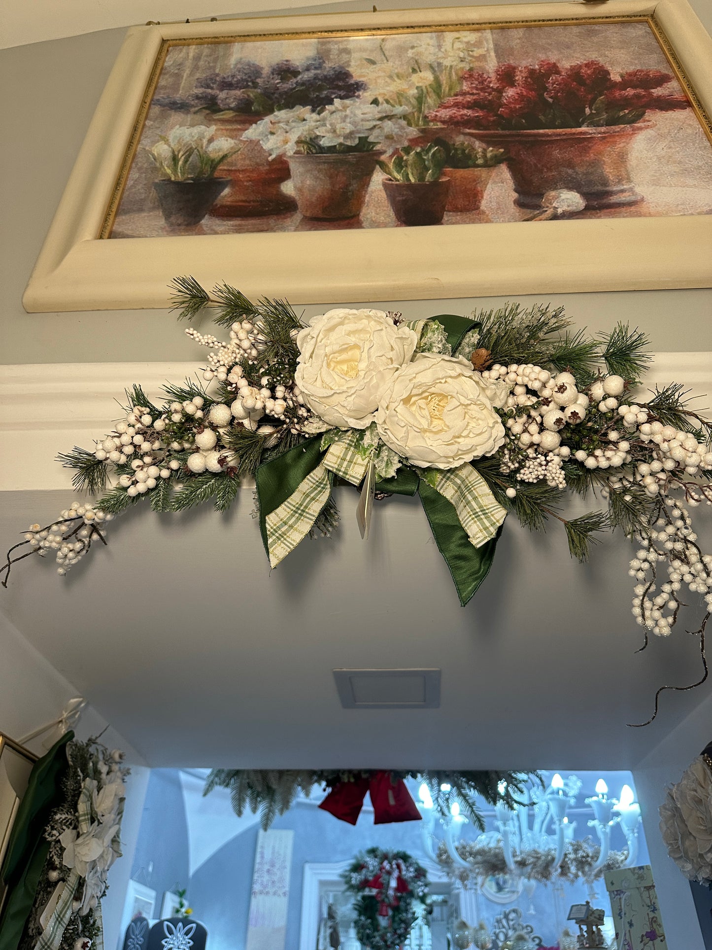 Arco con peonie fiocchi e bacche - Fiori di Lena