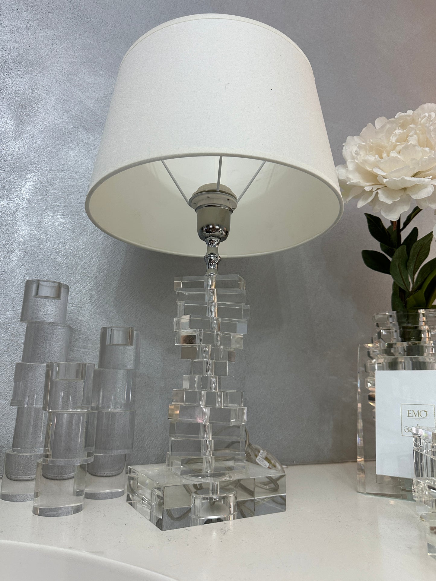 Lampada con base in cristallo a spirale e paralume panna - Emò