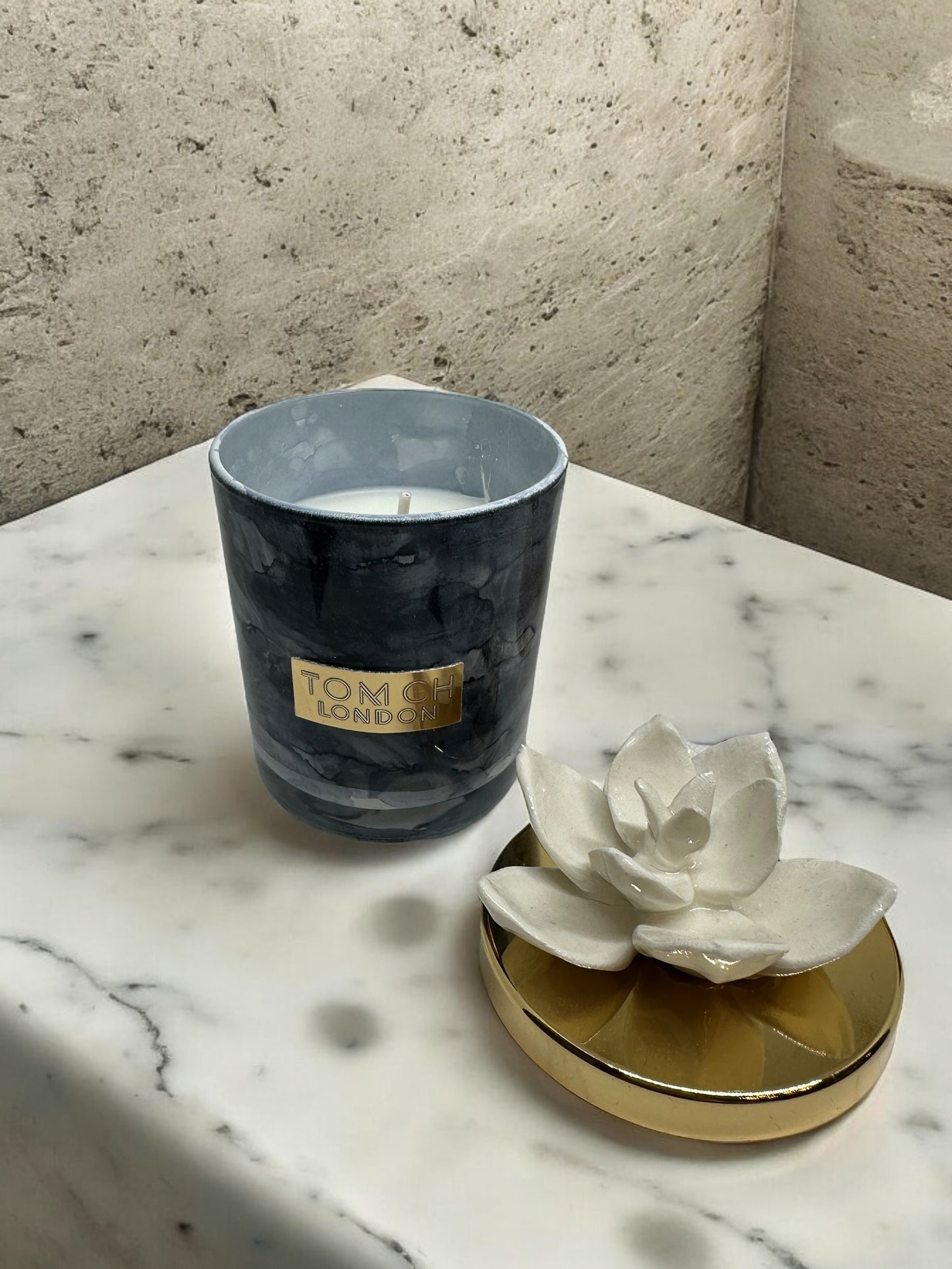 Candela con tappo a fiore media - Tom Ch London