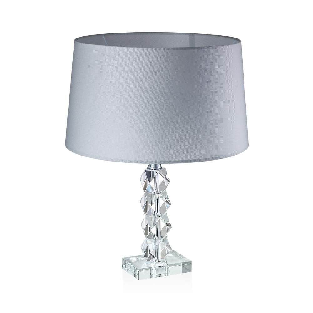 Lampada in cristallo con struttura poligonale