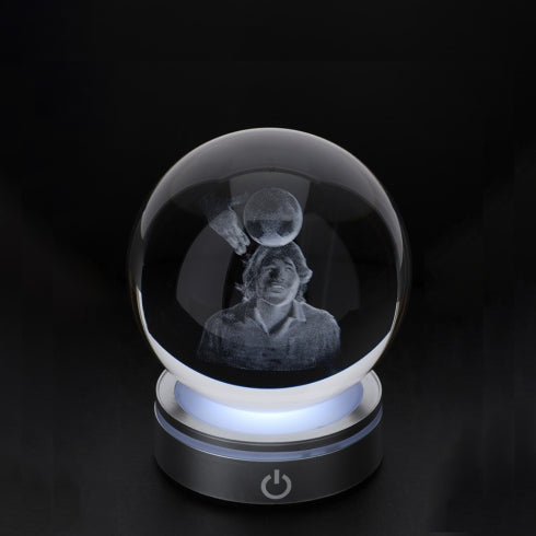 SFERA CRYSTAL PLANET MARADONA DIA.6CM BASE LED ARGENTO C/CAVO USB E BATTERIA SCAT.REG.